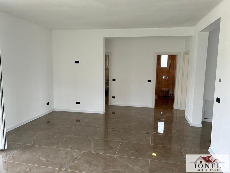 Casă individuală cu 3 camere cu Teren 373 Mp în Micești