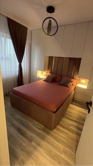 Apartament cu 3 camere decomandat în Eroii Revoluției