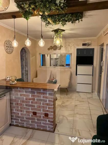 Apartament cu 2 camere decomandat în Central