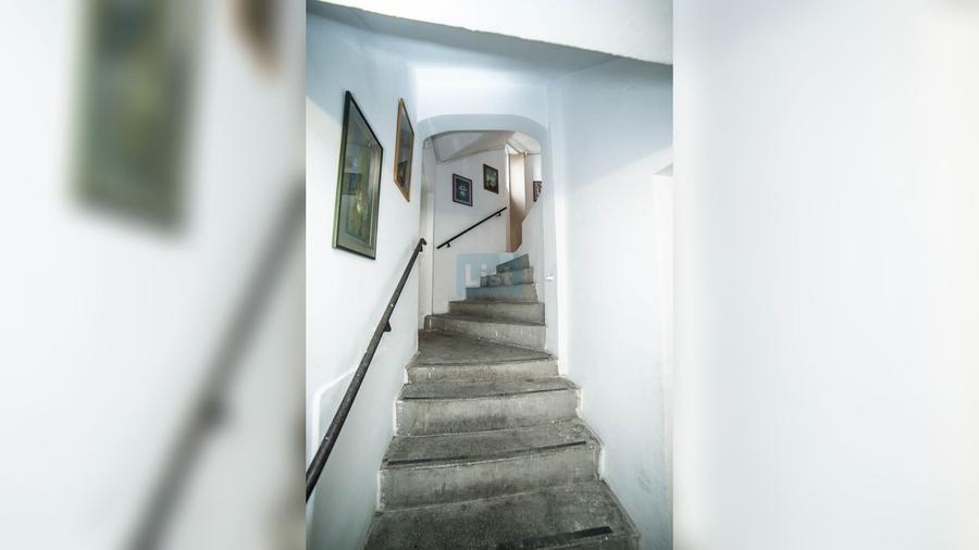 Casă cu 10 camere cu Teren 216 Mp în Turda