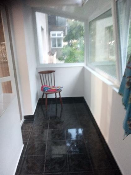 Apartament cu 3 camere semidecomandat în Nicolae Bălcescu