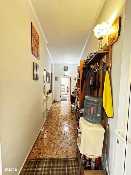 Casă cu 4 camere în Ultracentral