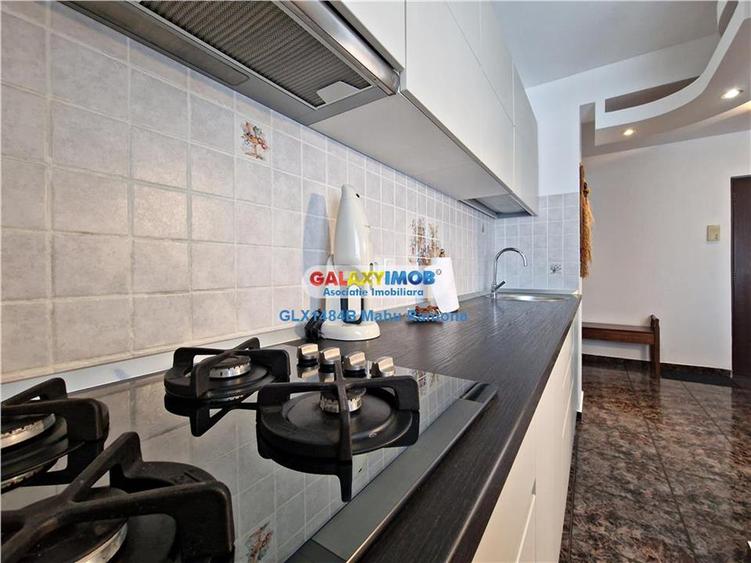 Apartament cu 3 camere decomandat, mobilat în Panduri