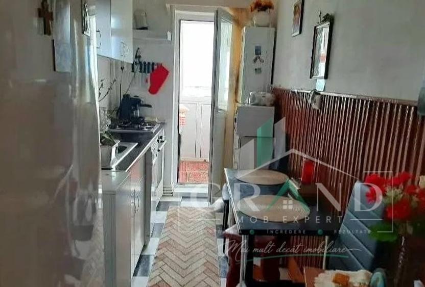 Apartament cu 3 camere decomandat, mobilat în Mănăștur
