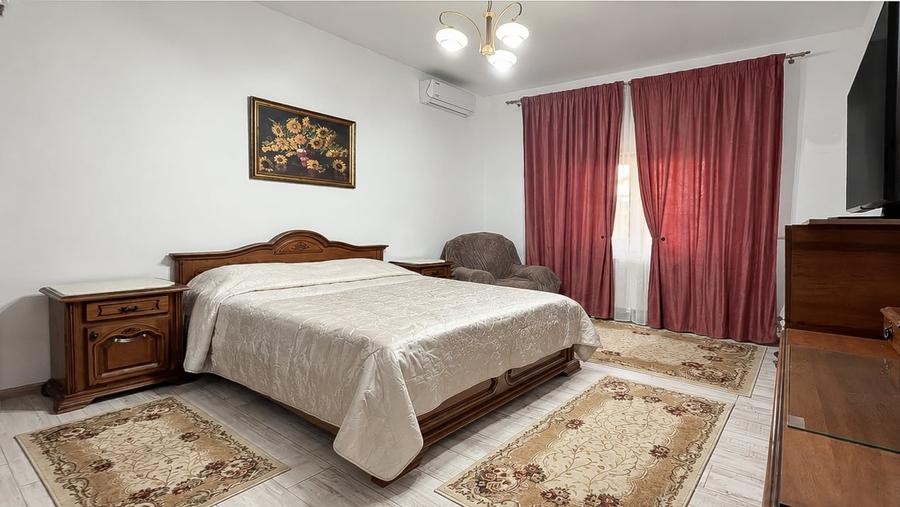 Casă individuală cu 5 camere cu Canalizare în Cumpăna
