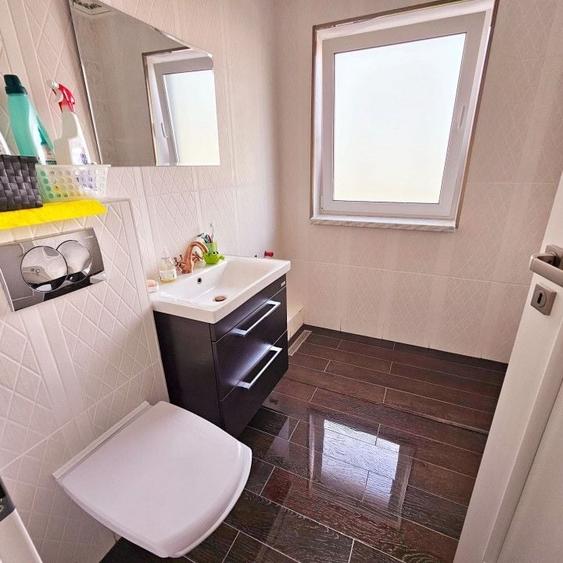Casă individuală cu 5 camere cu Canalizare în Mănăștur