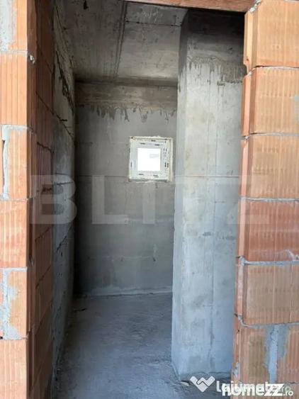 Apartament cu 4 camere decomandat în Iris