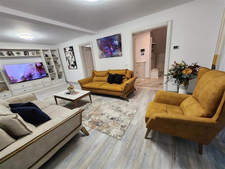 Casă individuală cu 7 camere cu Canalizare în Burdujeni
