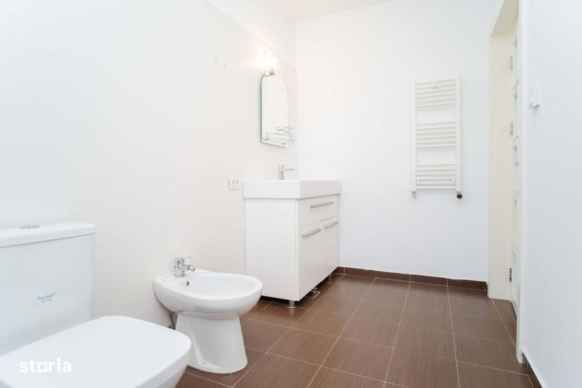 Casă cu 4 camere în Valea Ursului
