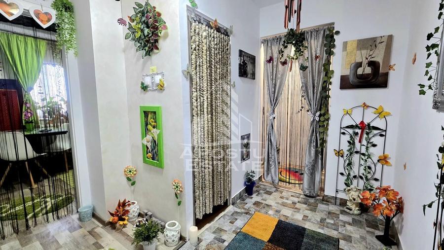Apartament cu 2 camere decomandat, mobilat în Girocului