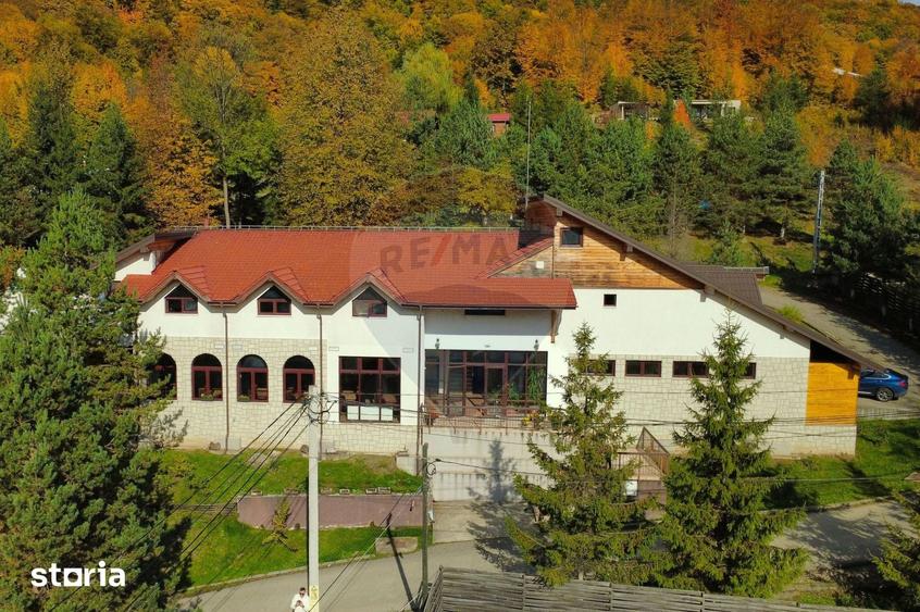 Spațiu comercial, de 1,500 mp, în Central