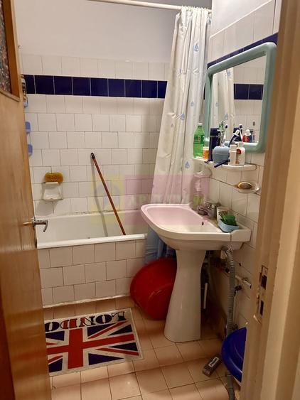 Apartament cu 3 camere decomandat în Iancului
