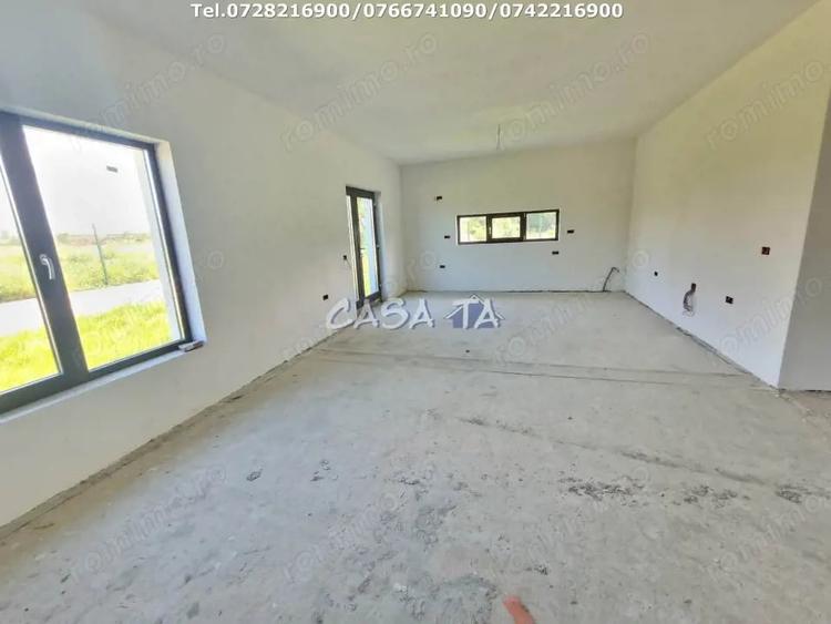 Casă cu 4 camere în Central