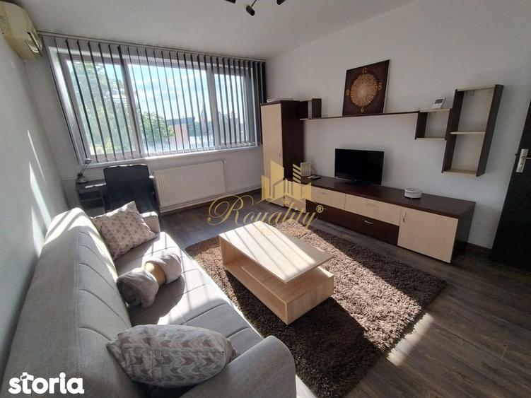 Apartament cu 2 camere semidecomandat, mobilat în Tipografilor