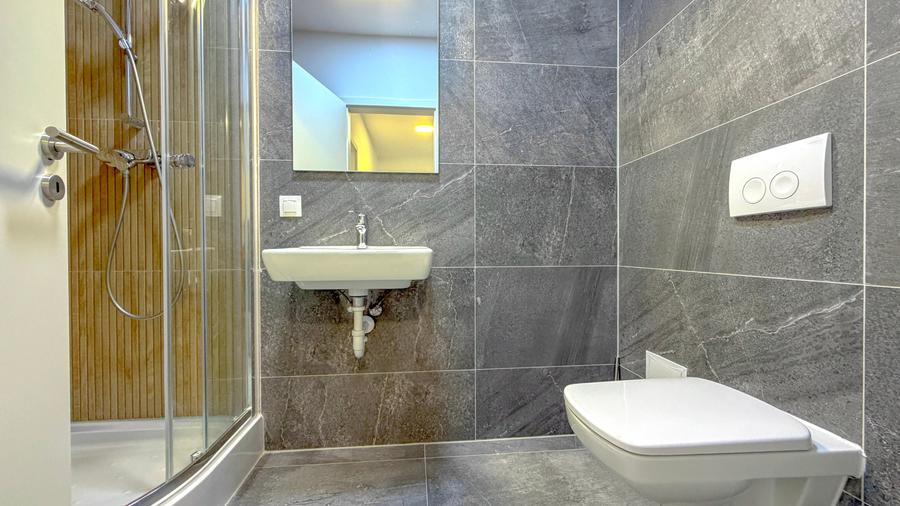 Apartament cu 3 camere nedecomandat în Avantgarden