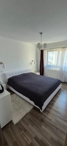 Apartament cu 2 camere semidecomandat, mobilat în Berceni