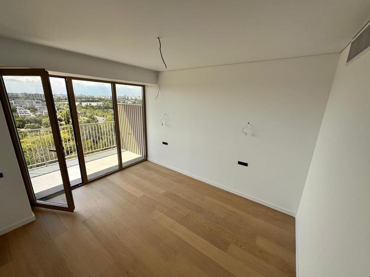 Apartament cu 2 camere decomandat în Barbu Văcărescu