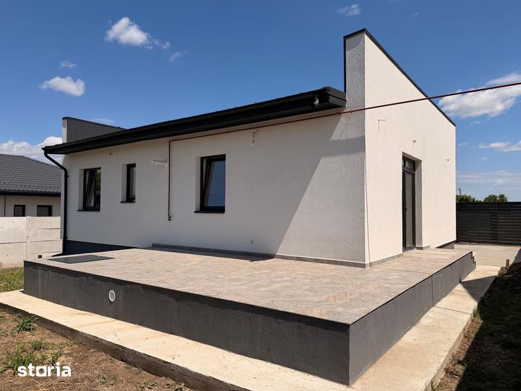 Casă cu 4 camere cu Teren 353 Mp în Berceni