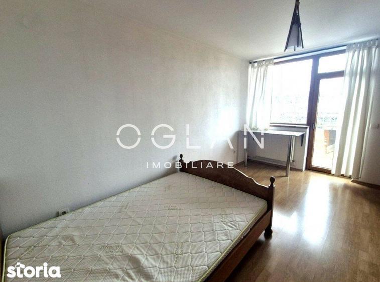 Apartament cu 3 camere, mobilat în Piața Cluj