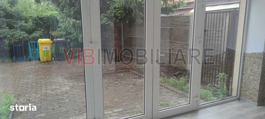 Casă cu 6 camere cu Teren 250 Mp în Mehala