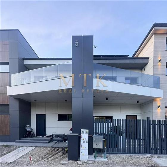 Casă individuală cu 5 camere cu Canalizare în Pipera