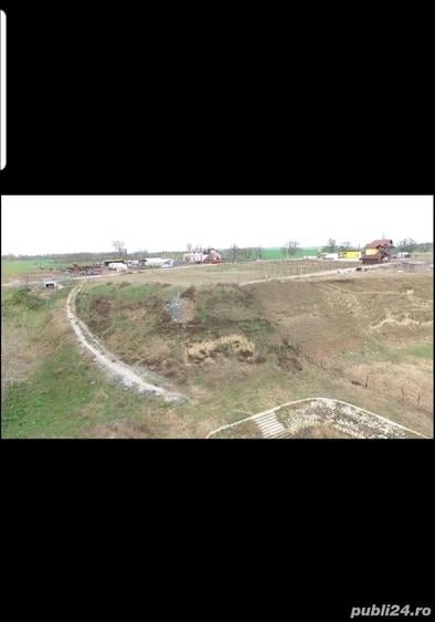 Teren de 2000 mp, în Peco