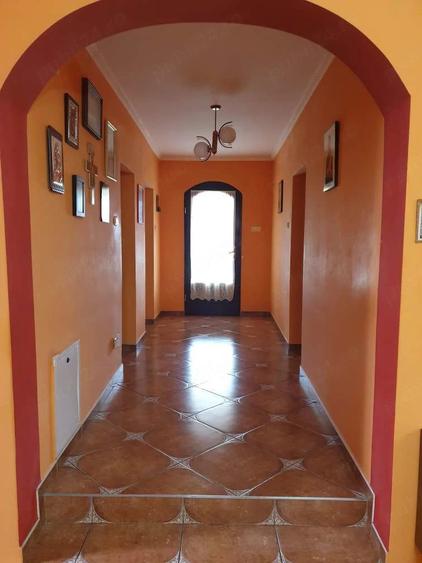 Casă cu Teren 2800 Mp în Mărtinești