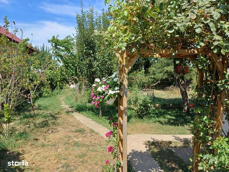 Casă cu 4 camere în Cornetu