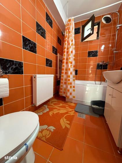 Casă cu 5 camere cu Teren 200 Mp în Ultracentral