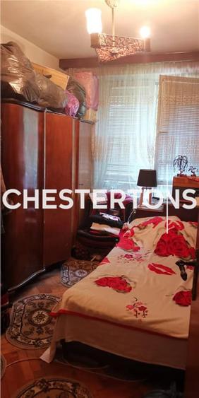Apartament cu 3 camere decomandat în Tineretului