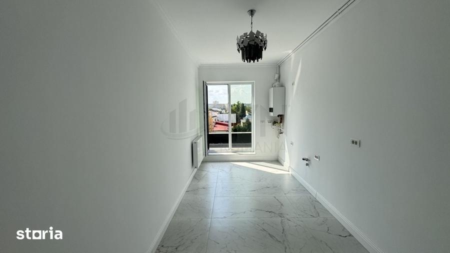 Apartament cu 3 camere decomandat în Colentina