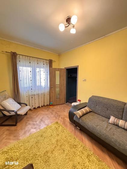 Casă cu 4 camere cu Teren 480 Mp în Central