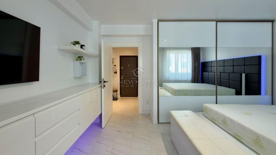 Apartament cu 2 camere semidecomandat, mobilat în Între Lacuri