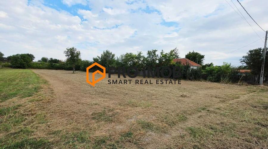 Teren intravilan de 2714 mp, în Potârnichești