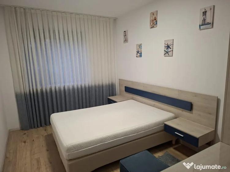 Apartament cu 3 camere decomandat în Băneasa