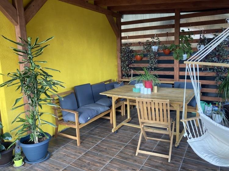 Casă individuală cu 4 camere cu Garaj în Brestei