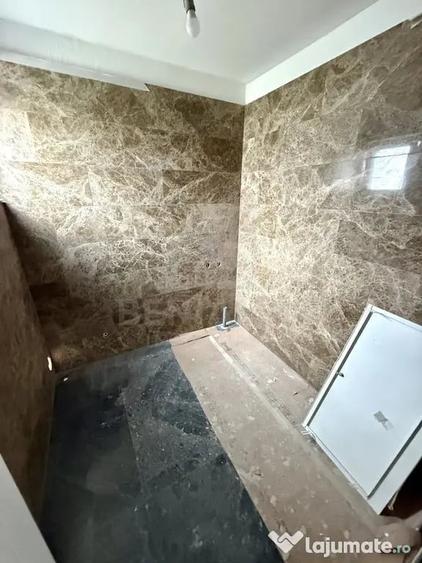 Casă cu 4 camere cu Teren 300 Mp în Calea București