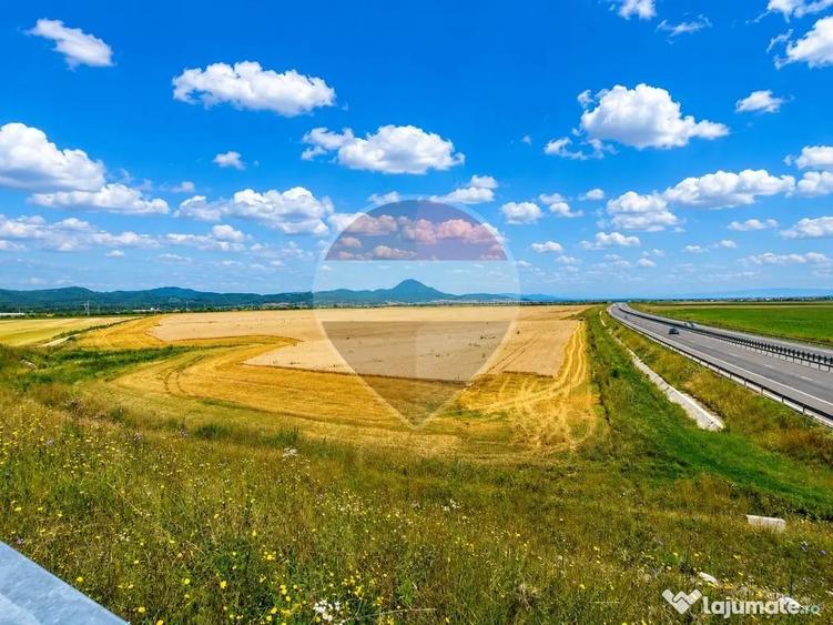 Teren extravilan 17,000mp Rasnov langa Autostrada A3, zon... - 4