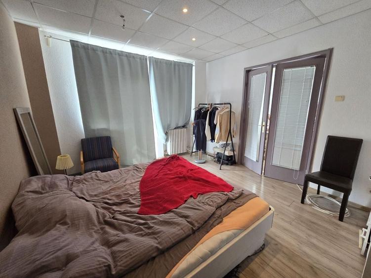 Apartament cu 2 camere semidecomandat, mobilat în Universitate