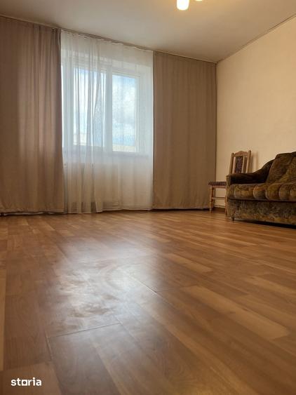 Apartament cu 2 camere decomandat în Universității