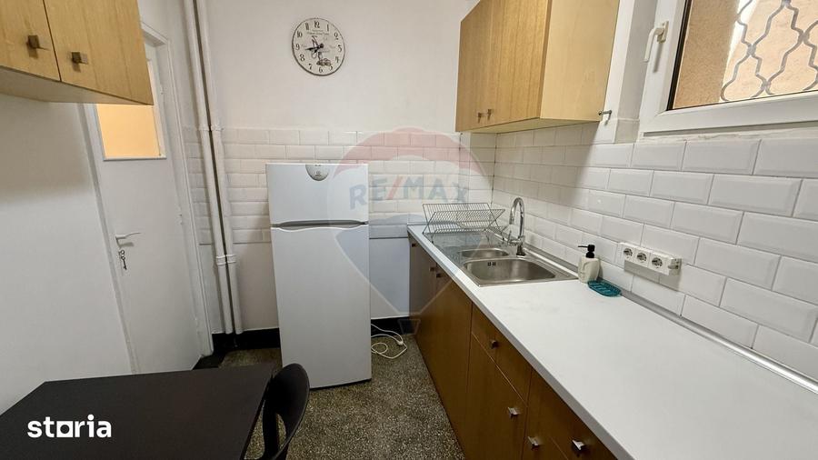 Apartament cu 2 camere decomandat în Grivița