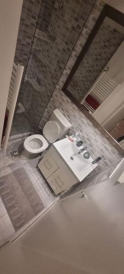 Apartament cu 2 camere semidecomandat, mobilat în Cișmigiu