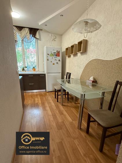 Apartament cu 2 camere decomandat în Central