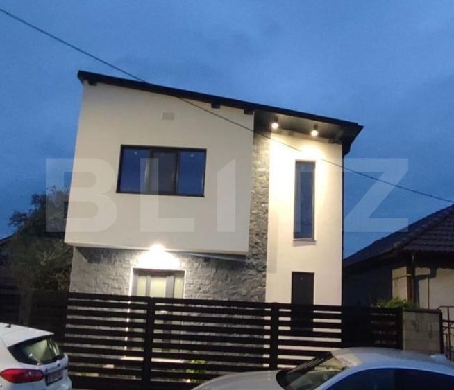 Casă individuală cu 3 camere cu Canalizare în Central