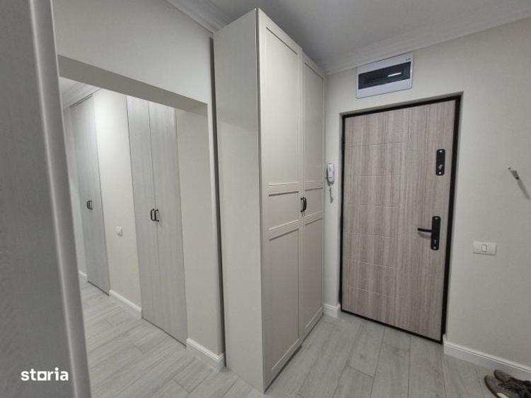 Apartament cu 3 camere decomandat în Central — fotografia 1