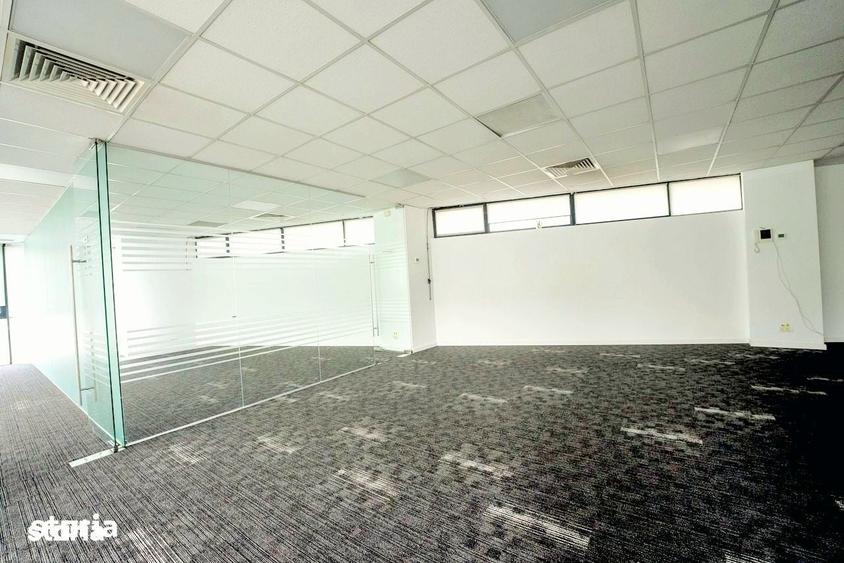 Spațiu comercial, de 1,000 mp, în Chiajna