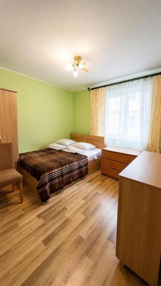 Apartament cu 2 camere decomandat în Tractorul