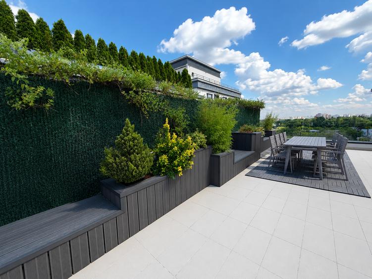 Apartament cu 3 camere semidecomandat în Floreasca