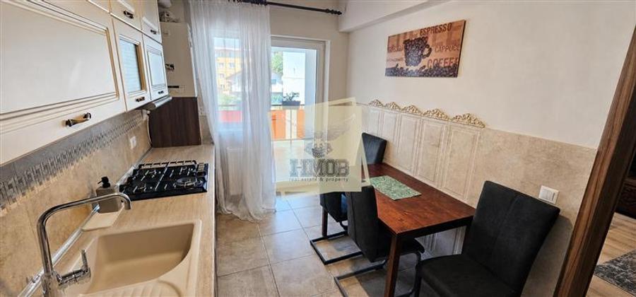 Apartament cu 3 camere decomandat, mobilat în Aeroport