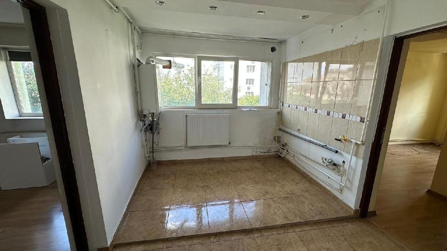 Apartament cu 2 camere decomandat în Pantelimon